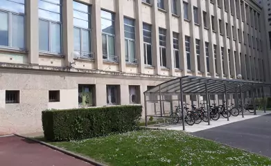 Installation d'un abri pour vélos image 3